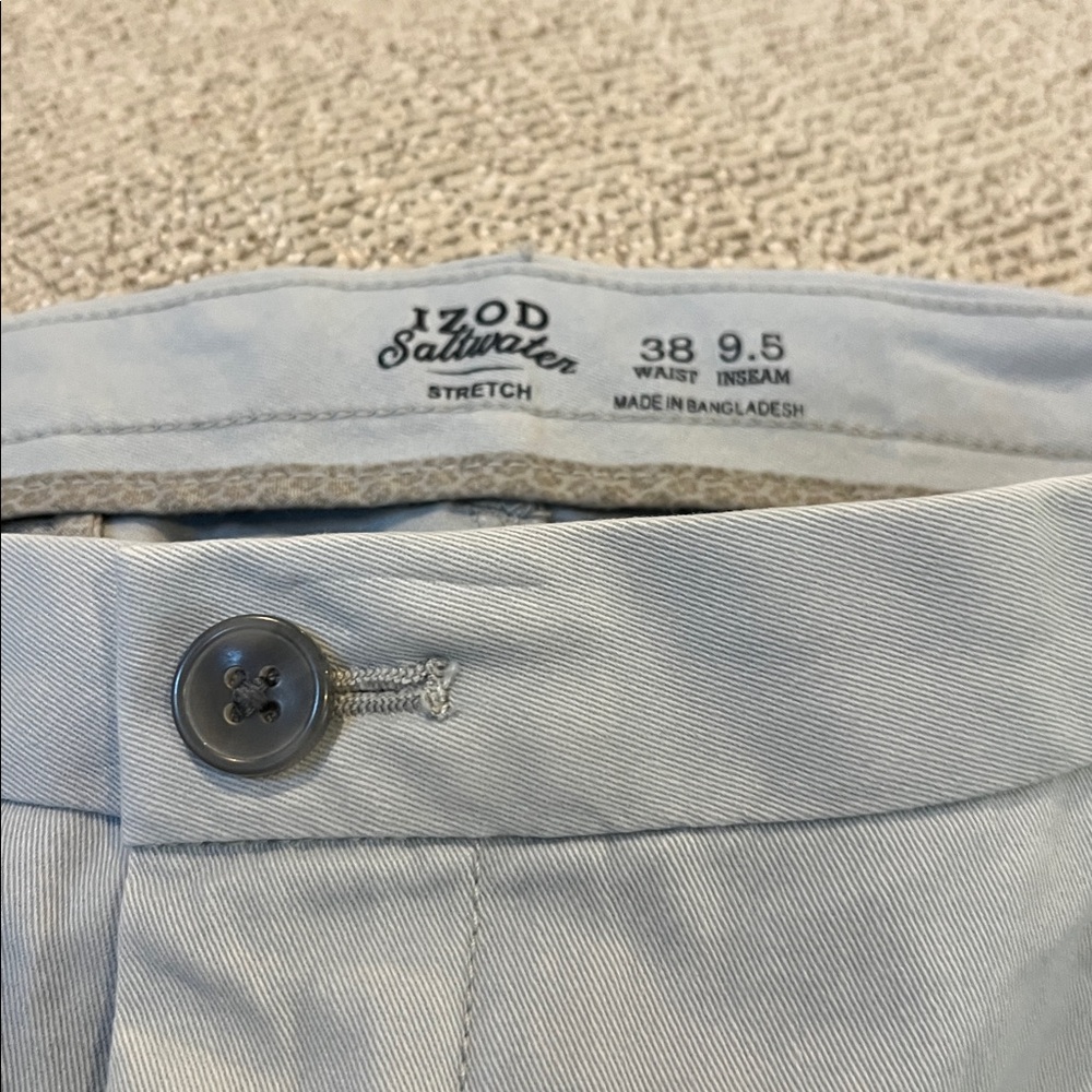 Izod men’s shorts